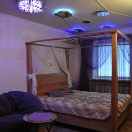 Cozy Apartments Near The Mcdonalds 克列缅丘格 外观 照片