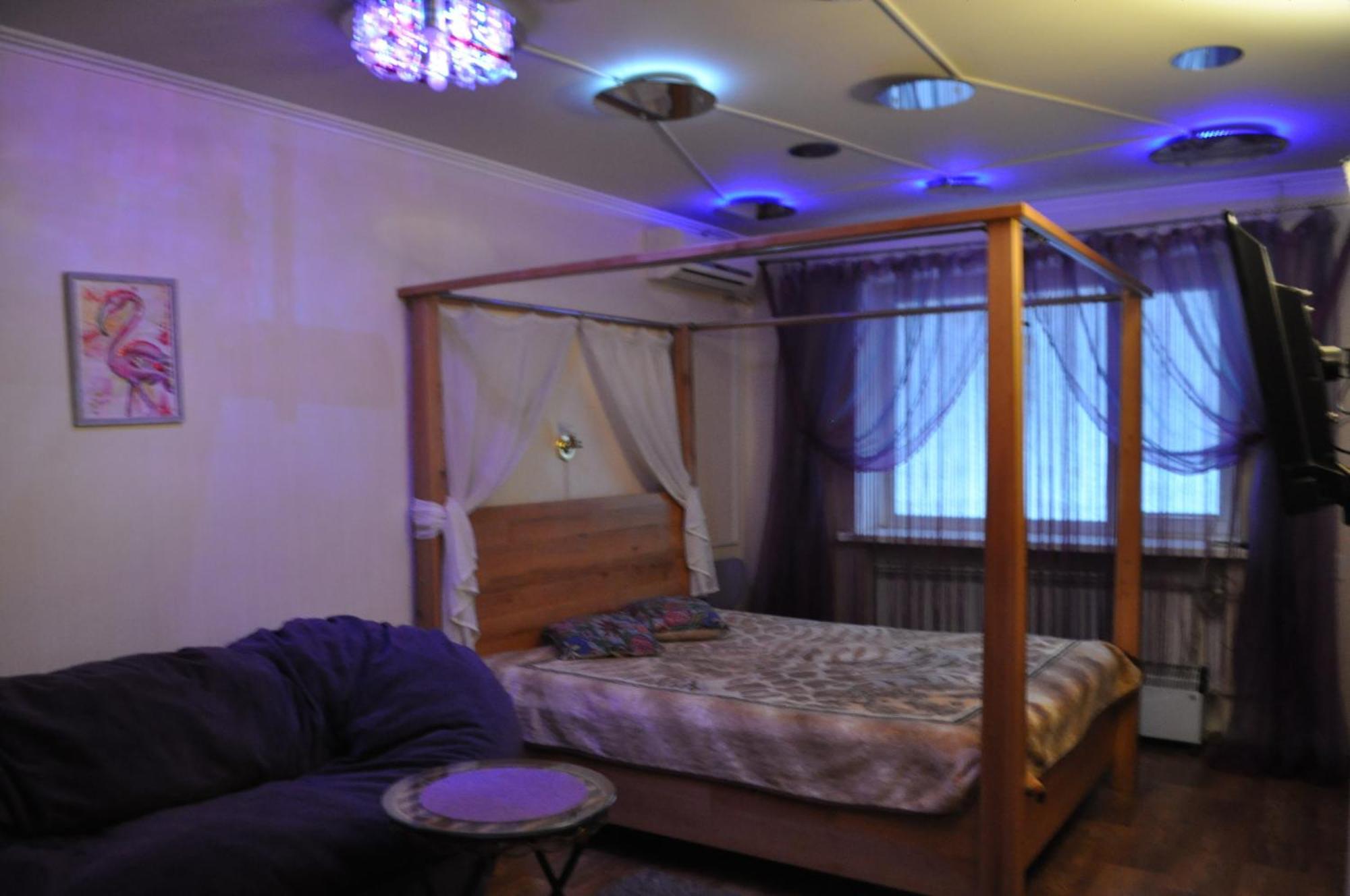 Cozy Apartments Near The Mcdonalds 克列缅丘格 外观 照片